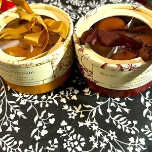 Brand New threshold Fall wax melts two different scents -